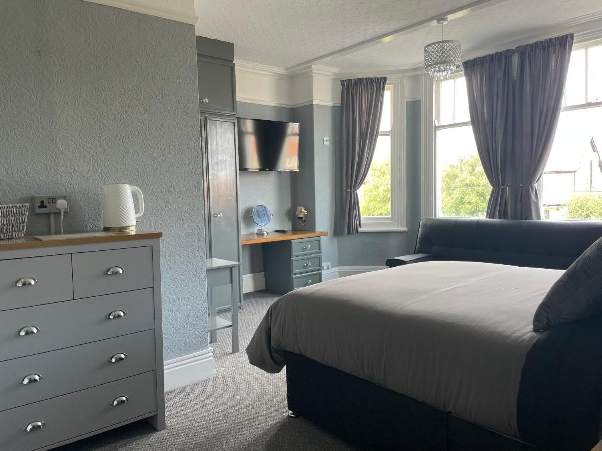 Danilton Hotel Rhôs-on-Sea Eksteriør billede